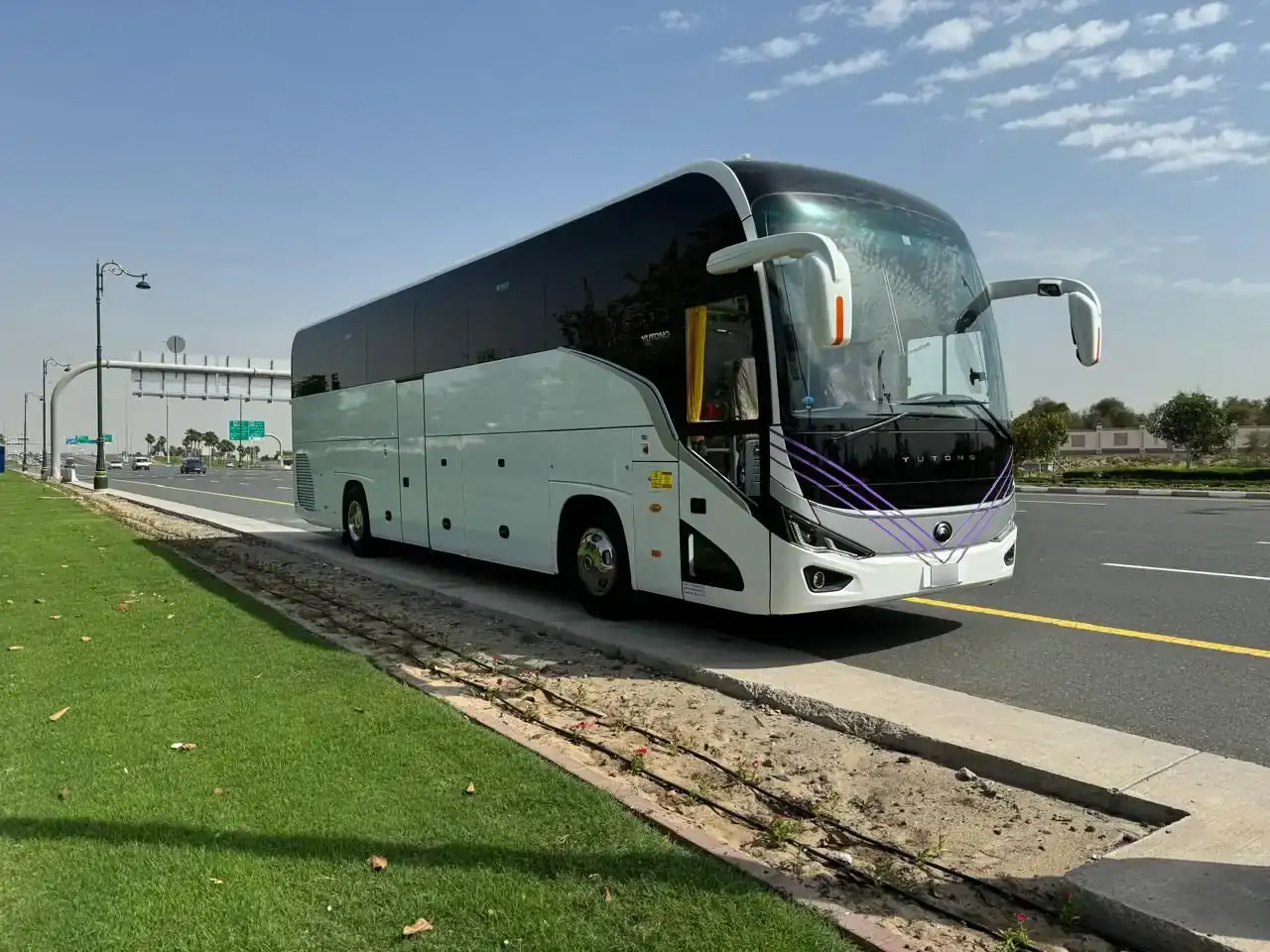 Luxury Coach Bus chauffeur Dubai